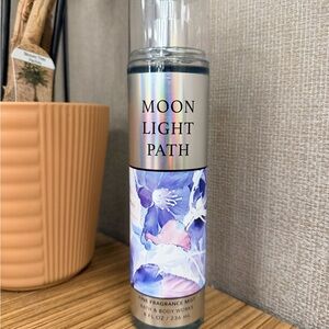 Bath & Body Works Moon Light Path Fragrance Mist - Silver and Blue